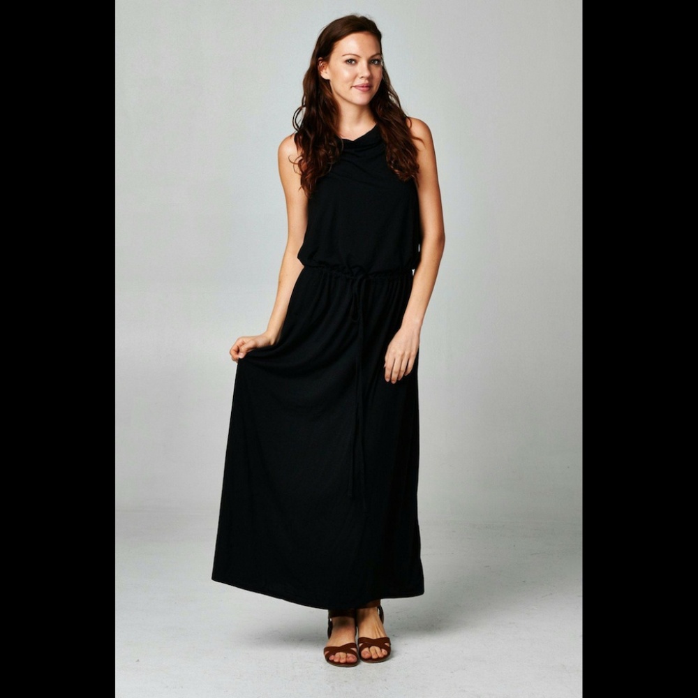 Women's Maxi Dress Long Sleeveless Soft Black - Picture 2 of 3